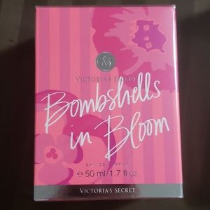 Victoria's Secret Bombshells In Bloom